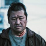 (C)佐藤二朗 永田諒 / ヒーローズ (C)2026 映画「名無し」製作委員会
