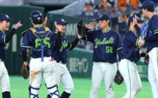 里崎氏「チーム内競争が激しくなることでチーム力が上がる」、「リリーフがすごい」好調ヤクルトを分析
