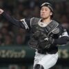 谷繁氏「海野が捕らなかったのが悪い」ボールボーイが捕逸の球を捕球