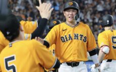 内川聖一氏、巨人・坂本にエール「まだまだ元気なところを見せて」