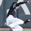 ソフトバンク・周東、右中間の打球をスーパーキャッチ！内川聖一氏「球際の強さが素晴らしかった」