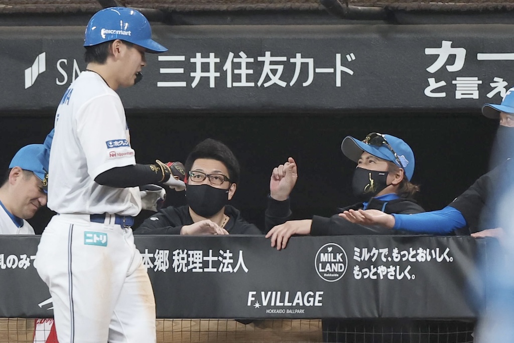 日本ハム、甲子園での3連勝の勢い続かず巨人に敗戦 高木豊氏「クリーンアップだけではなかなか繋がってこない」