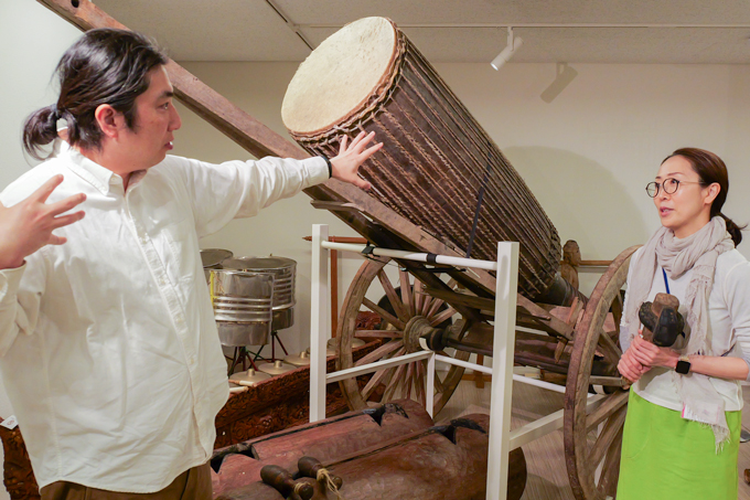 世界の楽器が大集合!? 国立音楽大学 楽器学資料館の展示室にランパンプスが潜入!