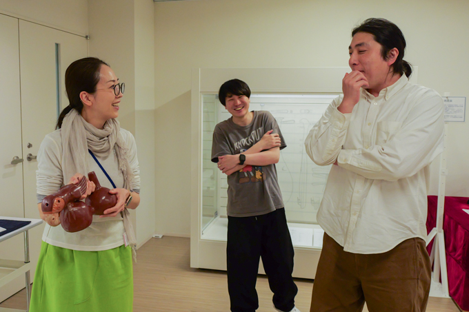 世界の楽器が大集合!? 国立音楽大学 楽器学資料館の展示室にランパンプスが潜入!