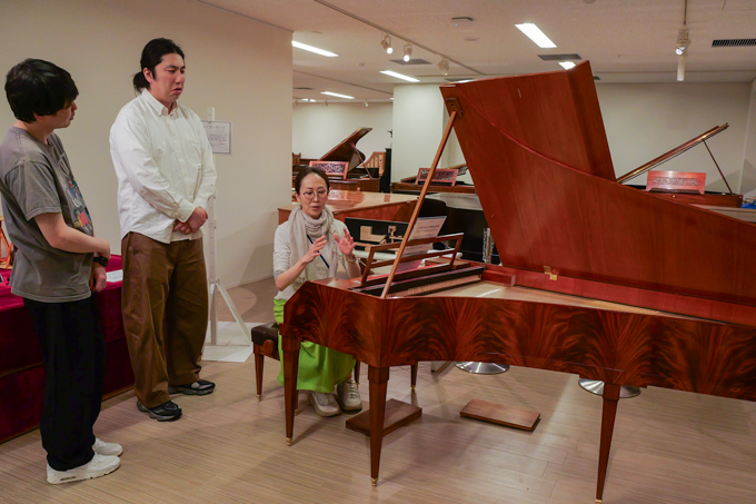 世界の楽器が大集合!? 国立音楽大学 楽器学資料館の展示室にランパンプスが潜入!