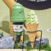 まるで抹茶ラテの味わい！ セブン-イレブンの新作抹茶アイスをアイスマン福留氏が大絶賛