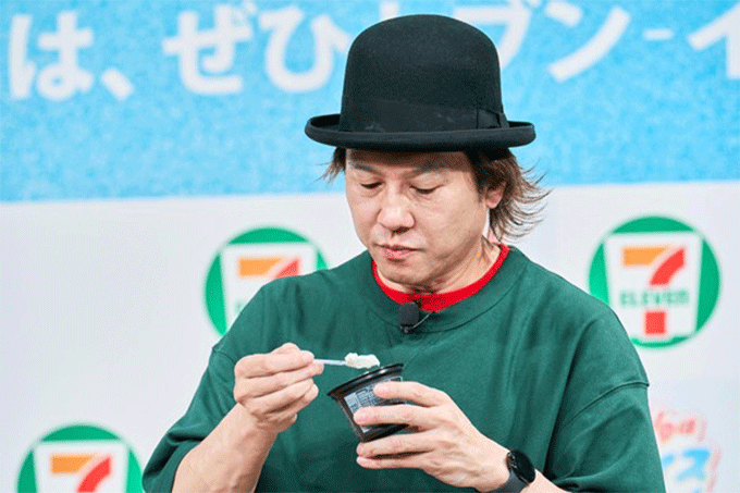 まるで抹茶ラテの味わい！ セブン-イレブンの新作抹茶アイスをアイスマン福留氏が大絶賛