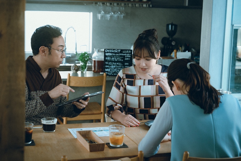 『箱の中の羊』綾瀬はるか×大悟、是枝裕和監督最新作で夫婦役を熱演の写真