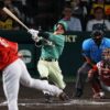 楽天、阪神・糸原の打球を“お見合い”　太田幸司氏「村林が最初から自分でいかなくちゃ」