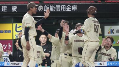 野村弘樹氏「力がありますね」6月打撃好調の日本ハム・吉田が自身初の1試合2ホーマーも空砲に…