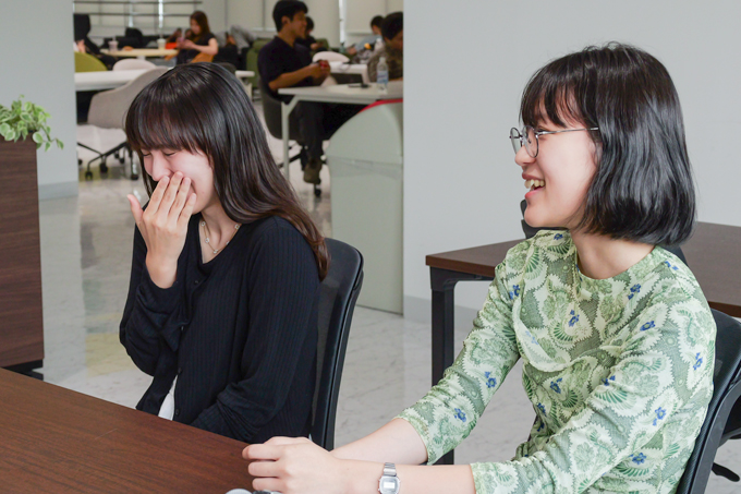 東京から沖縄の大学へ！？　沖縄で歴史を学ぶ沖縄国際大学の学生にランパンプスがインタビュー！