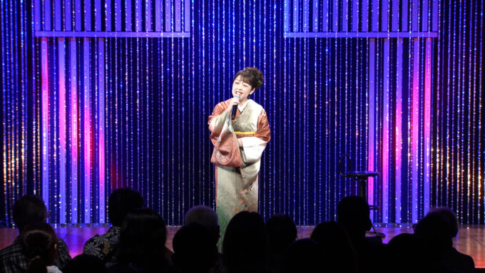 ダイアモンド✡ユカイ、「夏休みに読んでみて」世界的ベストセラー『アナスタシア』を紹介