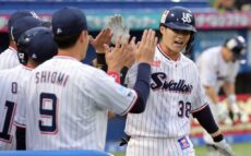 ヤクルトドラ6・石井、嬉しいプロ初ホーマー!大矢氏「初球からしっかり振れるのは素晴らしい」