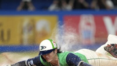 若松勉氏、ヤクルト、先制のホームを踏んだ二塁走者・長岡の走塁に「サードコーチャー思い切って回したね」