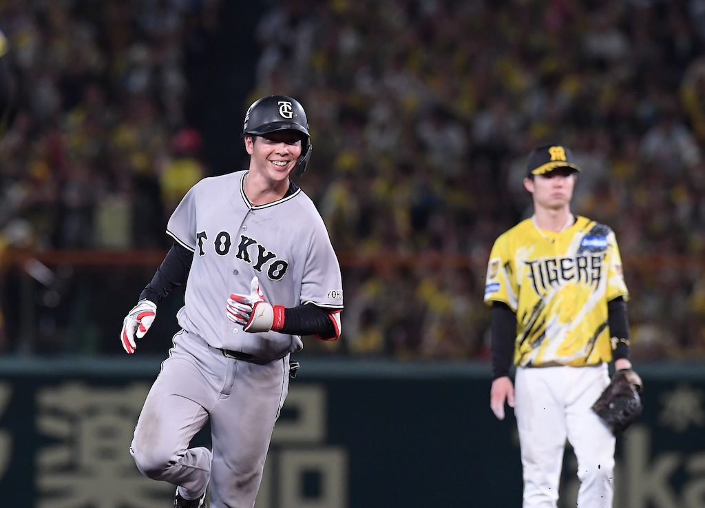 巨人・小濱、阪神との“首位攻防戦”で大仕事　真弓氏「記憶に残るようなホームラン」