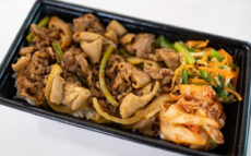 夏帆もびっくり!?「やよい軒」の『〜だし香る〜牛肉豆腐定食』が香り高すぎる