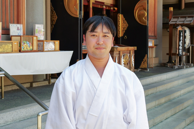 入手困難の強運御守!? 平安時代から続く「関東のお伊勢さま」、芝大神宮にてランパンプスが合格祈願!