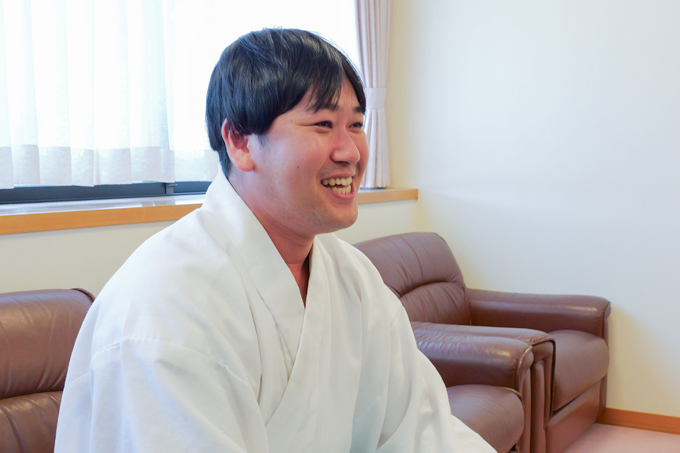 入手困難の強運御守!? 平安時代から続く「関東のお伊勢さま」、芝大神宮にてランパンプスが合格祈願!