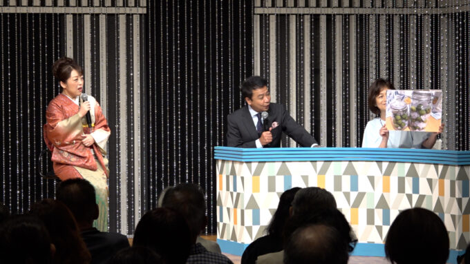 ダイアモンド✡ユカイ、「夏休みに読んでみて」世界的ベストセラー『アナスタシア』を紹介