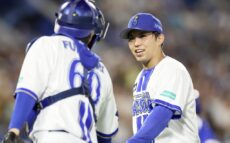 10勝王手のDeNA・東、7回・97球で交代　野村弘樹氏「上位のジャイアンツを相手に完封はかっこいいなと思ったんですけど…」