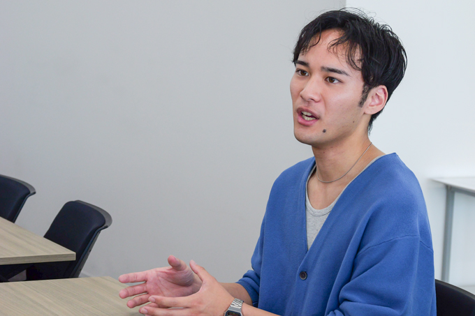 直感を信じて進め! 自分らしい未来を描く、立正大学の学生にランパンプスがインタビュー!