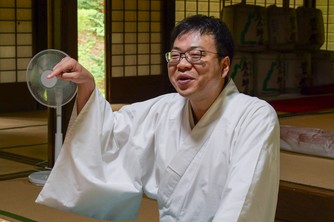 唱文「サイギサイギ」とは！？　津軽のお山信仰が息づく岩木山神社でランパンプスが合格祈願！
