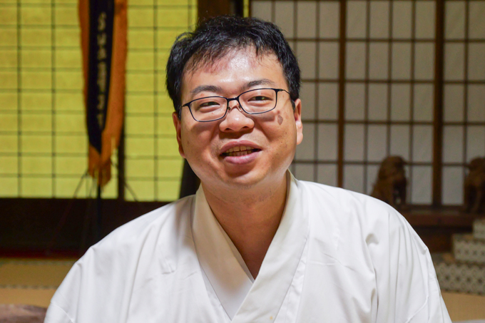 唱文「サイギサイギ」とは！？　津軽のお山信仰が息づく岩木山神社でランパンプスが合格祈願！