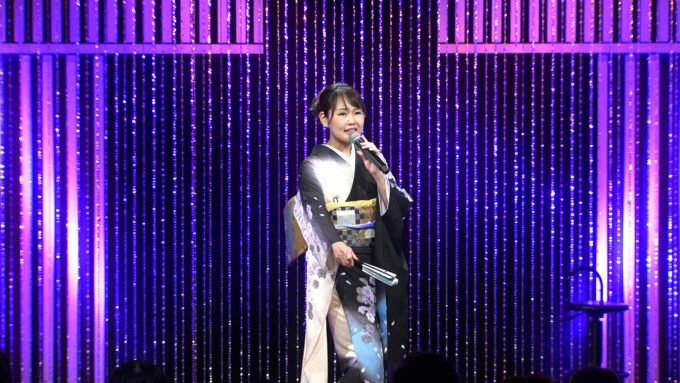 三船和子、デビュー曲『ベトナムの赤い月』を披露 ミノルフォンレコード第1号歌手としての原点