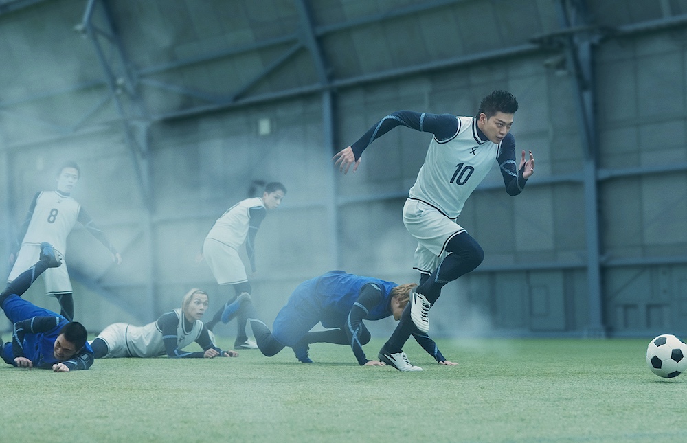 『ブルーロック』高橋文哉主演、大人気サッカー漫画が待望の実写映画にの写真
