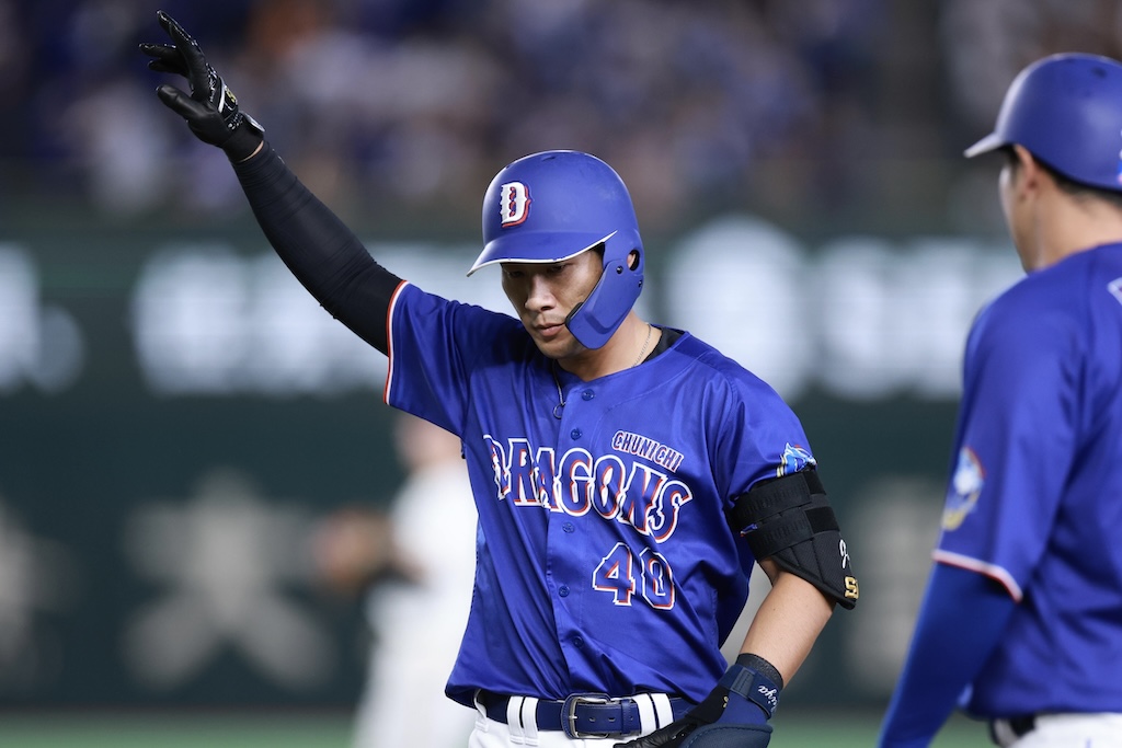 谷繁氏、2安打の中日・福元の途中交代に?「ラッキーボーイ的な選手なので」