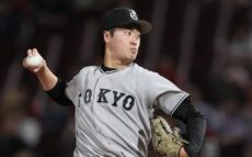 巨人、2点を追う5回に投手・西舘がそのまま打席に入るもバント失敗　天谷氏「中継ぎが9人いるので…」