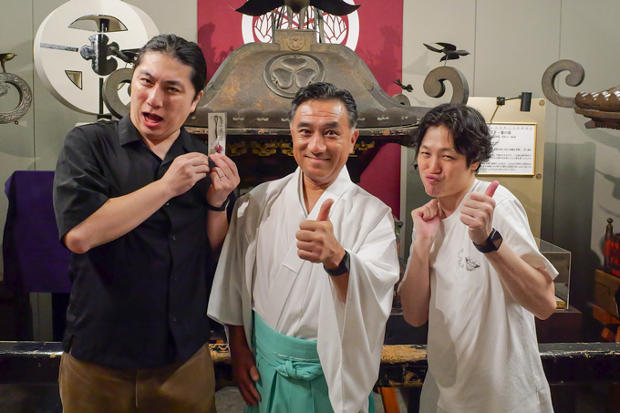 天下一嘗の面って何!? 疫病退散の宝を伝える品川神社でランパンプスが合格祈願!