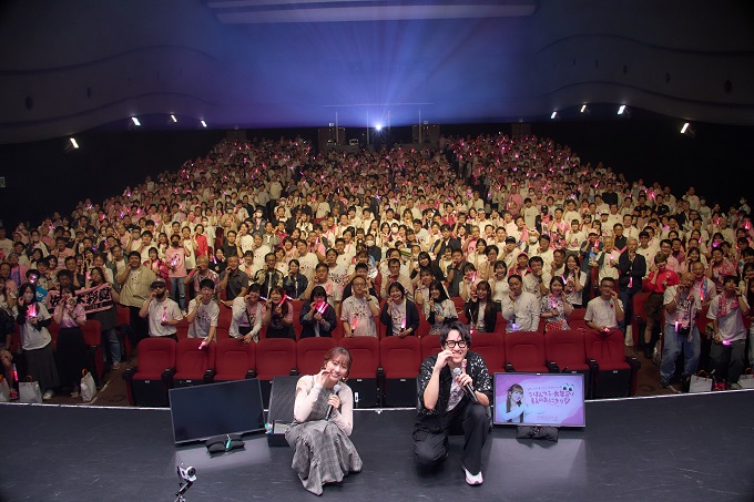 佐々木彩夏、“ごはんつぶ”と初の番組イベントで大盛り上がり！ おにぎりダービーからDJ和との熱狂ライブも