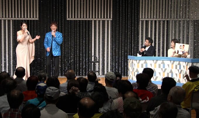 北山たけし、本場の阿波踊りをステージで披露!「右足を出したら右手、左足を出したら左手」
