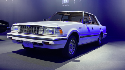 自動車メーカー、「背骨」となるクルマを考える【１】