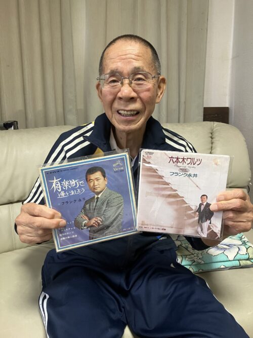 フランク永井さんとの思い出を語る武山さん