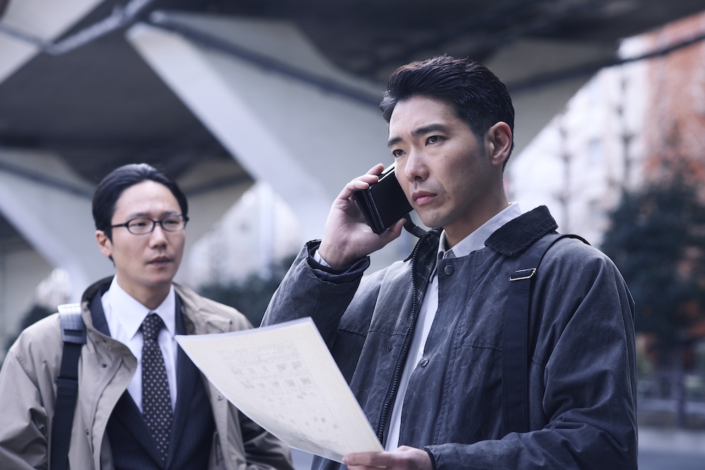 『白鳥とコウモリ』松村北斗×今田美桜、東野圭吾さんの新たな傑作を完全映画化の写真