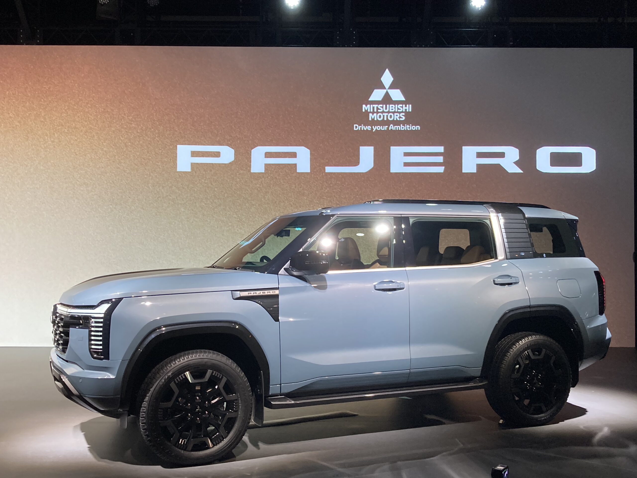 「パジェロ」7年ぶり復活。三菱自動車、ブランド構築を急ぐ