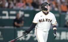 巨人・丸佳浩、ライトスタンド上段に特大弾！里崎氏「打った瞬間でしたね」