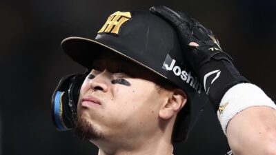 “三冠王”の阪神・佐藤輝明、ベンチ外　掛布氏「びっくりしました」