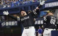 ソフトバンク・山川、“衝撃”の代打弾!谷繁氏「すごい当たり」