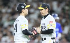 ソフトバンク・前田悠伍、勝利投手の権利まであとアウト1つも…石川雅規さん「1人1人いけるところまでのイメージできていると思う」