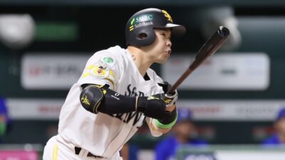 石川雅規さん「こういう選手がチームバッティングができるのが強み」ソフトバンク・近藤の進塁打を評価